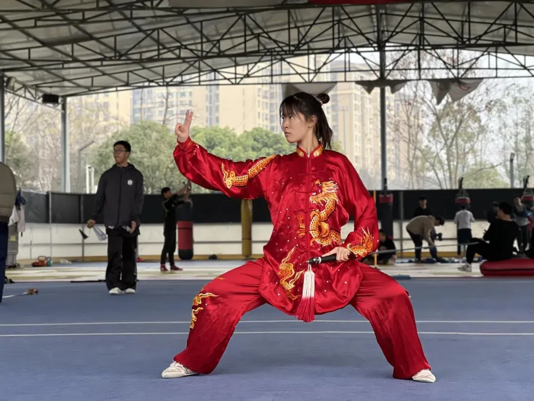 制定篮球交流计划以促进个人技能发展的方法_1